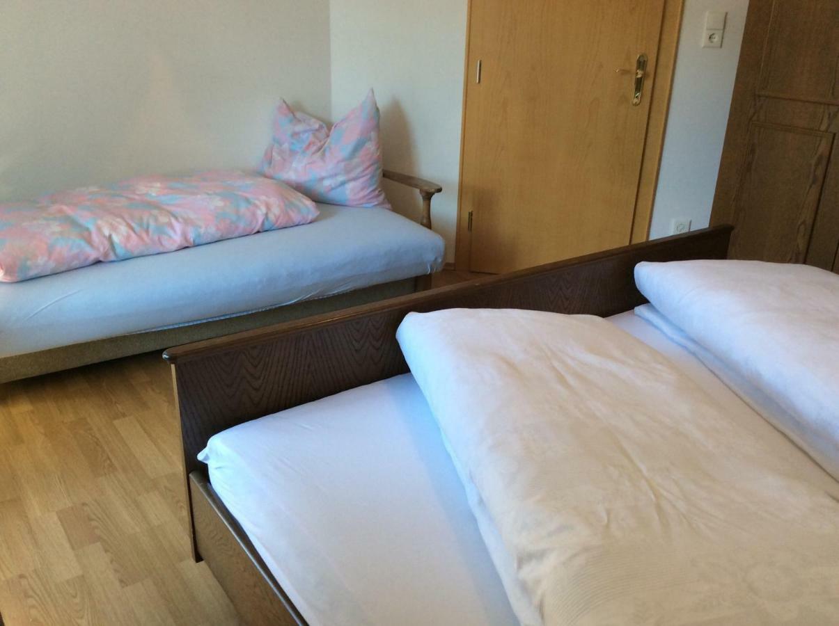 Apartment Gaestehaus Wastian Вайсбриах Екстериор снимка